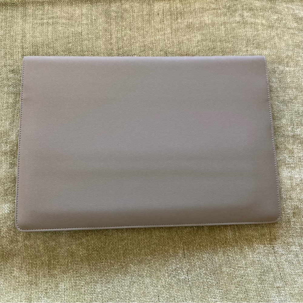 Von Holzhausen The MacBook Portfolio 16-inch | NWT - Picture 5 of 12